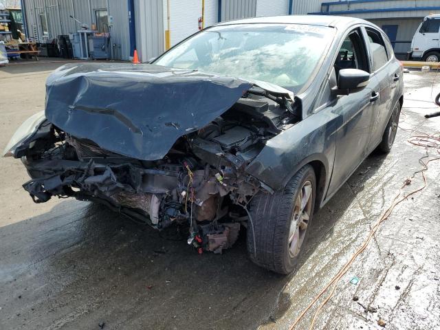 FORD FOCUS SE 2014 مع رقم تعريف المركبة 1FADP3K2XEL180130 - صورة من المزاد