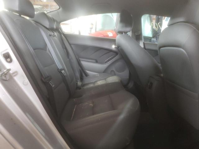 Photo 10 from auction – 2017 KIA FORTE EX with VIN 3KPFL4A84HE089247