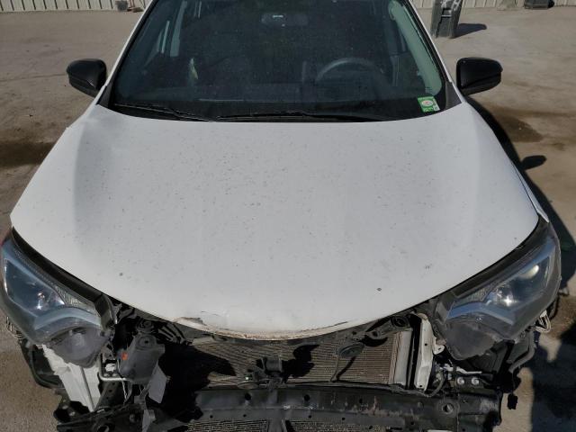 Photo 12 from auction – 2016 TOYOTA RAV4 LE with VIN 2T3ZFREV6GW256244