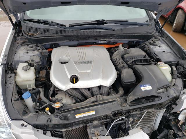 Photo 11 from auction – 2011 HYUNDAI SONATA HYB with VIN KMHEC4A41BA007182