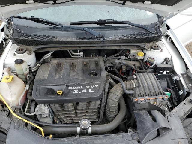 Photo 11 from auction – 2014 CHRYSLER 200 TOURIN with VIN 1C3BCBEB8EN158297
