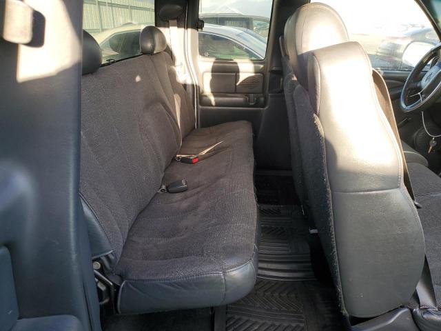 Photo 10 from auction – 2001 CHEVROLET SILVERADO with VIN 1GCEC19V61Z137474