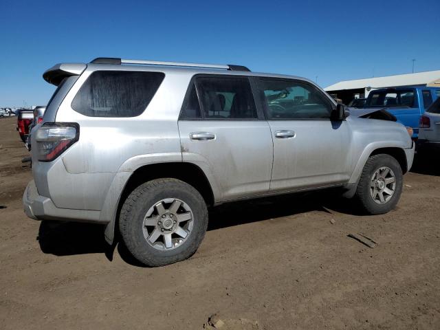 Photo 3 from auction – 2016 TOYOTA 4RUNNER SR with VIN JTEBU5JR2G5280455