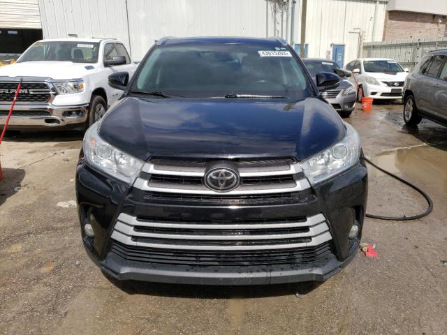 Photo 5 from auction – 2018 TOYOTA HIGHLANDER with VIN 5TDKZRFH2JS529349