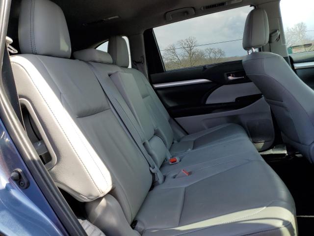 Photo 11 from auction – 2019 TOYOTA HIGHLANDER with VIN 5TDJZRFH2KS736983