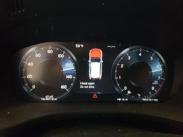 Photo 9 from auction – 2019 VOLVO XC60 T5 IN with VIN LYV102RL2KB229136