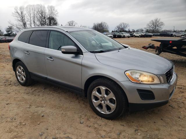 Photo 4 from auction – 2013 VOLVO XC60 3.2 with VIN YV4940DL0D2379993