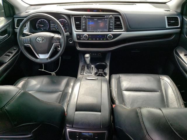 Photo 8 from auction – 2018 TOYOTA HIGHLANDER with VIN 5TDKZRFH2JS529349