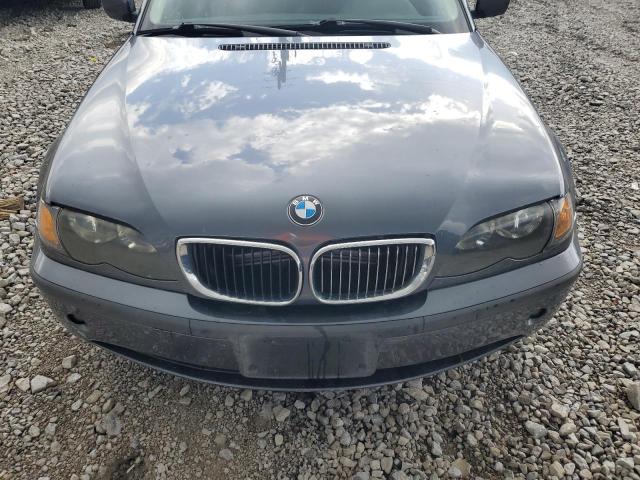 Photo 11 from auction – 2002 BMW 325 I with VIN WBAEV33402KL55746