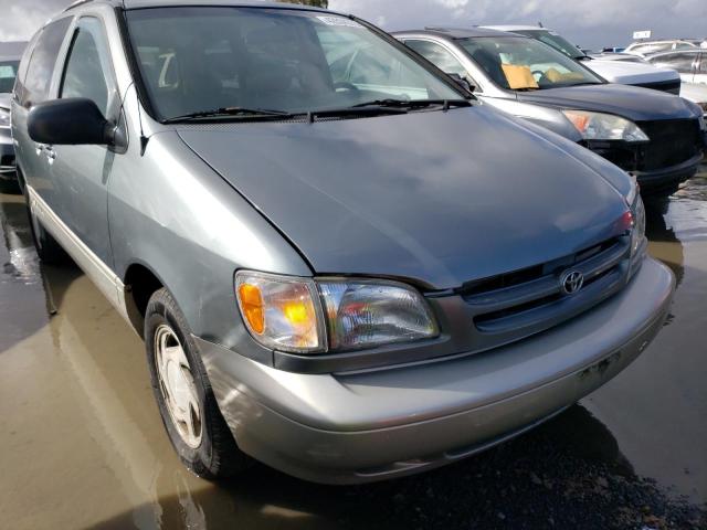 Photo 4 from auction – 2000 TOYOTA SIENNA with VIN 4T3ZF13C2YU242331
