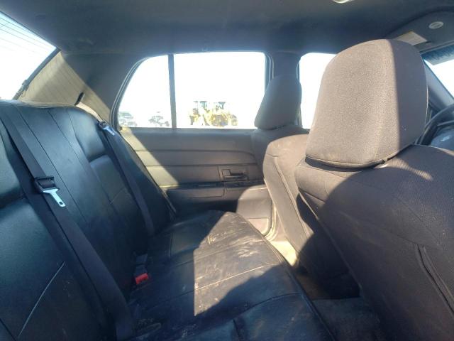 Photo 10 from auction – 2008 FORD CROWN VICT with VIN 2FAHP71V38X175752