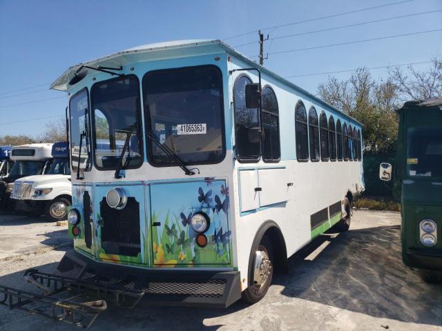 Photo 2 from auction – 2016 DOUK BUS with VIN 1F66F5DY9G0A13588