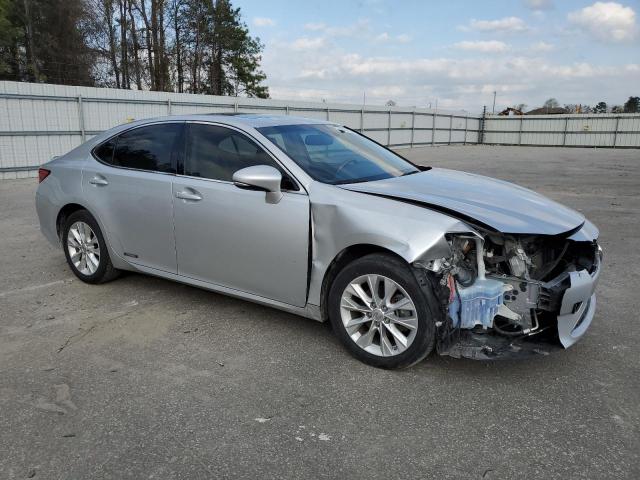 Photo 4 from auction – 2013 LEXUS ES 300H with VIN JTHBW1GG2D2022011