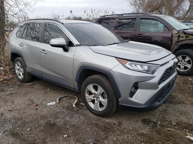 Photo 4 from auction – 2019 TOYOTA RAV4 XLE with VIN 2T3W1RFV7KW014684