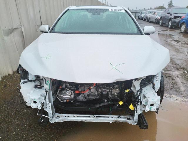 Photo 5 from auction – 2020 TOYOTA CAMRY XLE with VIN 4T1F31AK0LU529657