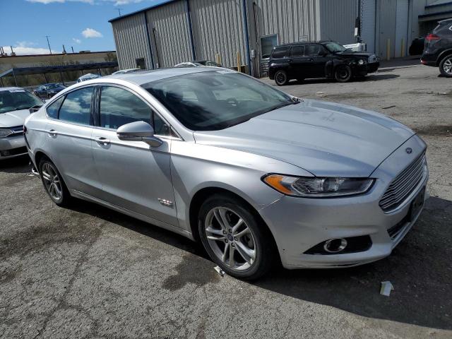 Photo 4 from auction – 2016 FORD FUSION TIT with VIN 3FA6P0SU7GR230009