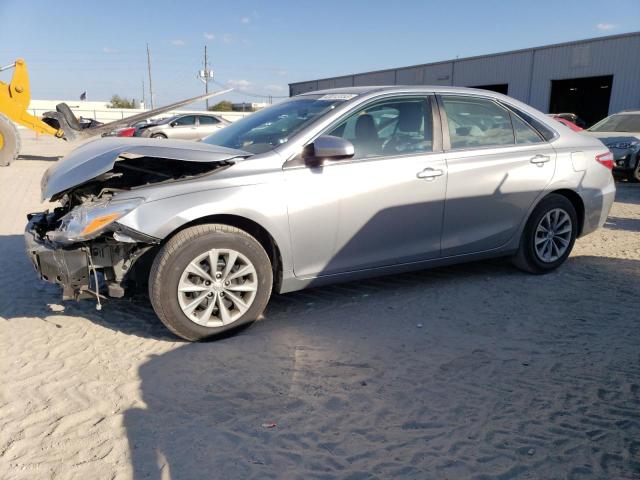TOYOTA CAMRY LE 2017 with VIN 4T1BF1FK7HU408386 - Photo from auction