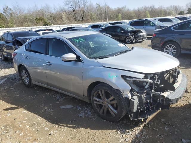 Photo 4 from auction – 2013 NISSAN ALTIMA 3.5 with VIN 1N4BL3AP7DN537508