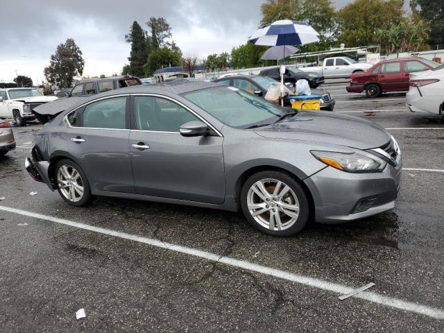 Photo 4 from auction – 2017 NISSAN ALTIMA 3.5 with VIN 1N4BL3AP2HC213528