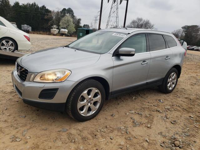 VOLVO XC60 3.2 2013 with VIN YV4940DL0D2379993 - Photo from auction