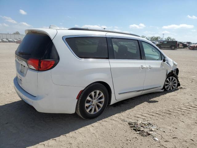Photo 3 from auction – 2017 CHRYSLER PACIFICA T with VIN 2C4RC1BG3HR539714