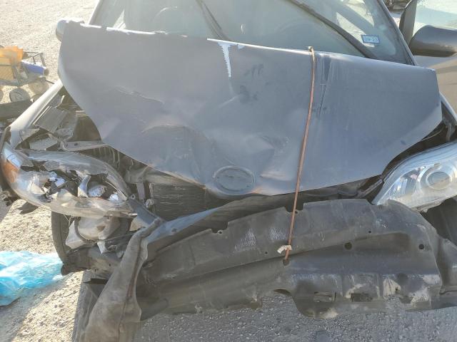 Photo 12 from auction – 2012 TOYOTA SIENNA XLE with VIN 5TDYK3DC0CS232098