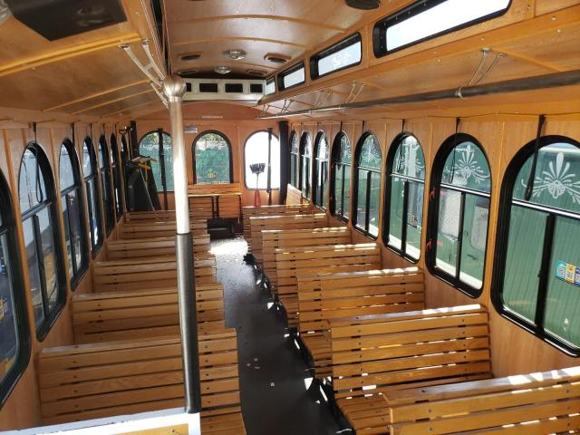 Photo 6 from auction – 2016 DOUK BUS with VIN 1F66F5DY9G0A13588