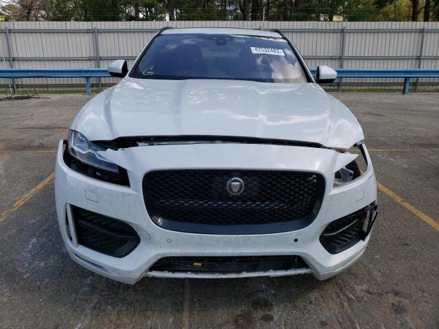 Photo 5 from auction – 2017 JAGUAR F-PACE R - with VIN SADCL2BV0HA495397