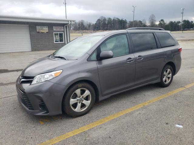 TOYOTA SIENNA LE 2018 with VIN 5TDKZ3DC3JS931661 - Photo from auction