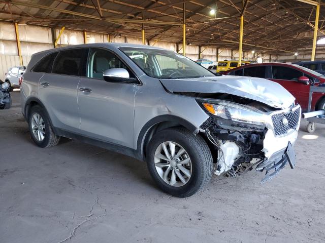Photo 4 from auction – 2016 KIA SORENTO LX with VIN 5XYPG4A35GG167100