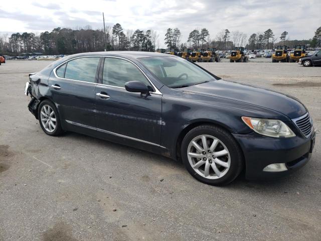 Photo 4 from auction – 2007 LEXUS LS 460L with VIN JTHGL46F075014663