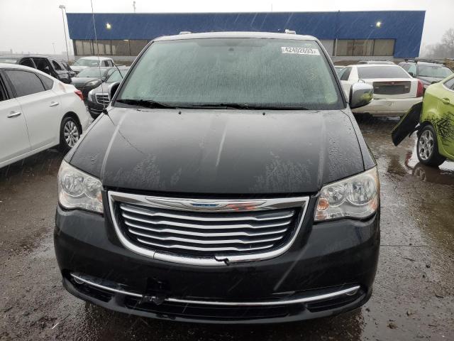 Photo 5 from auction – 2014 CHRYSLER TOWN & COU with VIN 2C4RC1CG8ER377752