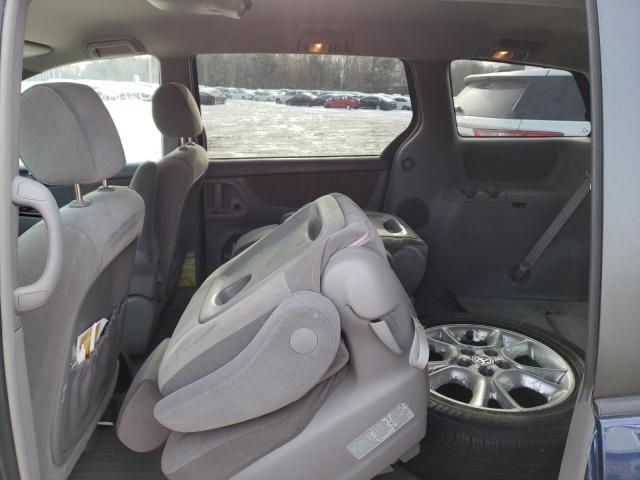 Photo 10 from auction – 2005 TOYOTA SIENNA with VIN 5TDBA23C35S046806