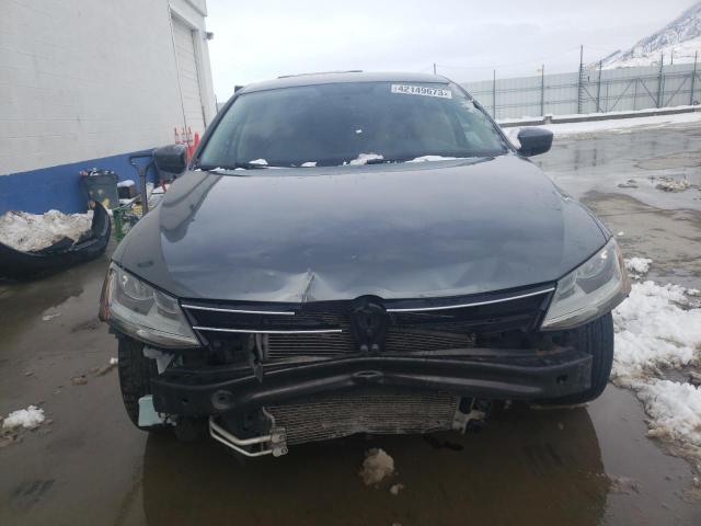 Photo 5 from auction – 2017 VOLKSWAGEN JETTA S with VIN 3VW2B7AJ4HM205250