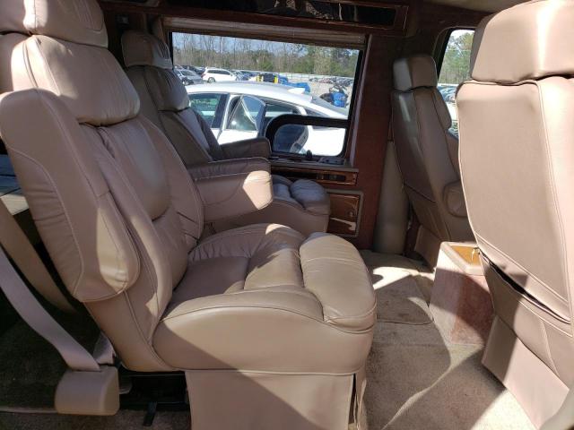 Photo 11 from auction – 1998 GMC SAVANA RV with VIN 1GDFG15R2W1005895