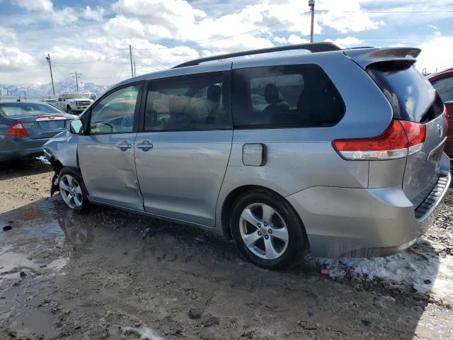 Photo 2 from auction – 2012 TOYOTA SIENNA LE with VIN 5TDKK3DC3CS200509