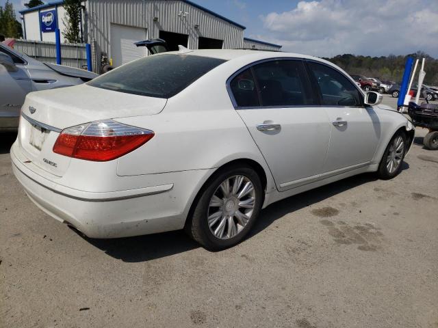 Photo 3 from auction – 2010 HYUNDAI GENESIS 3. with VIN KMHGC4DE9AU076048