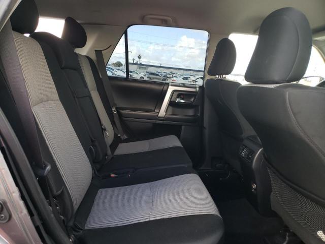 Photo 11 from auction – 2017 TOYOTA 4RUNNER SR with VIN JTEZU5JR0H5155910
