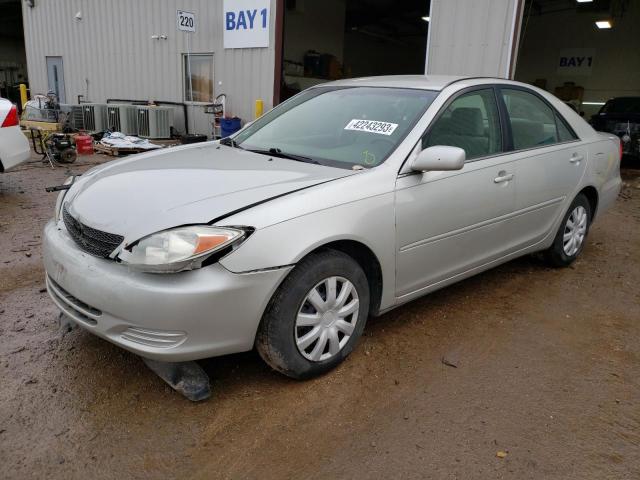TOYOTA CAMRY LE 2004 with VIN 4T1BE32K14U795077 - Photo from auction