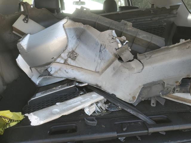 Photo 13 from auction – 2010 TOYOTA 4RUNNER SR with VIN JTEZU5JR8A5008112