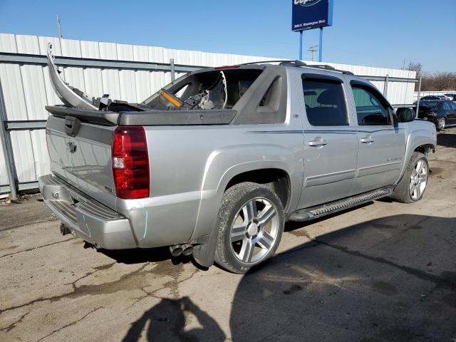 Zdjęcie 3 z aukcji – 2011 CHEVROLET AVALANCHE z VIN 3GNTKFE31BG179619