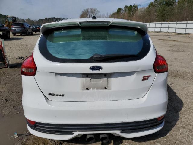 Photo 6 from auction – 2018 FORD FOCUS ST with VIN 1FADP3L90JL332633