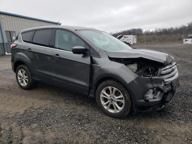 Photo 4 from auction – 2017 FORD ESCAPE SE with VIN 1FMCU0GD2HUE88863