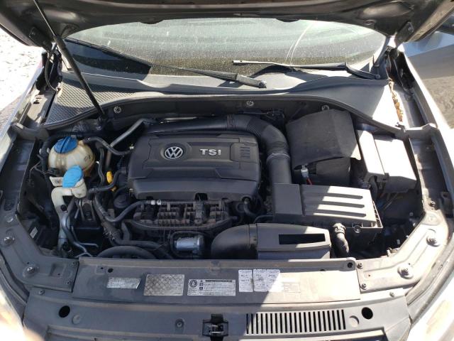Photo 11 from auction – 2015 VOLKSWAGEN PASSAT S with VIN 1VWAT7A38FC016433