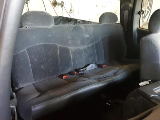 Photo 10 from auction – 2002 CHEVROLET SILVERADO with VIN 2GCEK19T621293042
