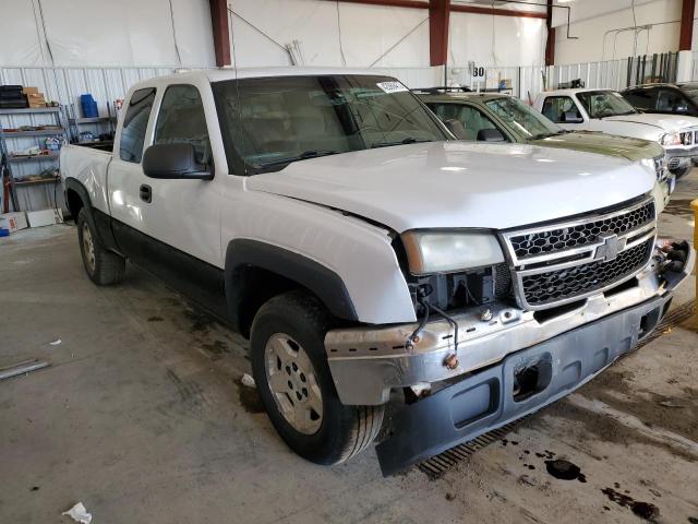 Photo 4 from auction – 2006 CHEVROLET SILVERADO with VIN 1GCEK19BX6Z218168