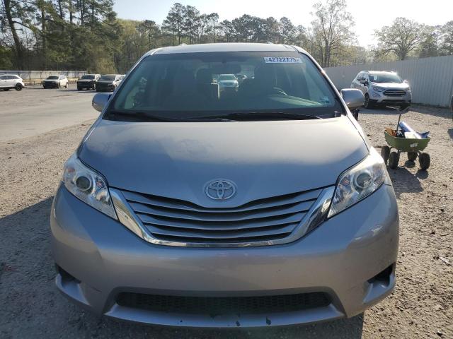Photo 5 from auction – 2016 TOYOTA SIENNA LE with VIN 5TDKK3DC3GS731487