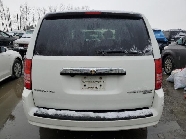 Photo 6 from auction – 2010 CHRYSLER TOWN & COU with VIN 2A4RR5D15AR310577