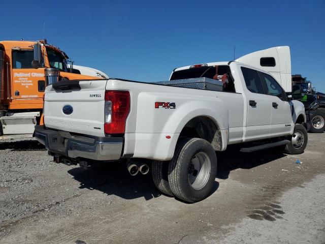 Photo 3 from auction – 2017 FORD F350 SUPER with VIN 1FT8W3DT1HEE64694