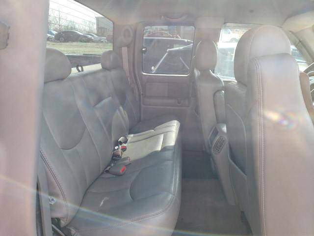 Photo 10 from auction – 2004 GMC NEW SIERRA with VIN 2GTEK19T641364324